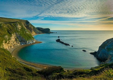 见证历史!中国巨头142亿砸向英国!出海背后的真正考验,远比你想的残酷...