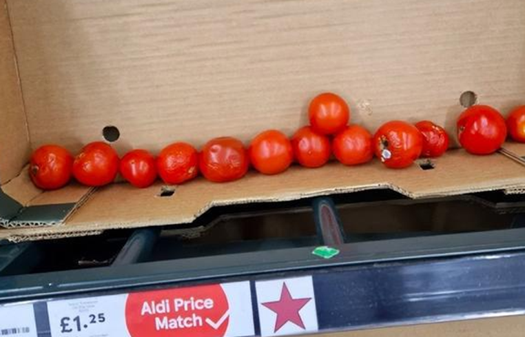 英国惊现“番茄危机”，连跑三家超市都买不到番茄！