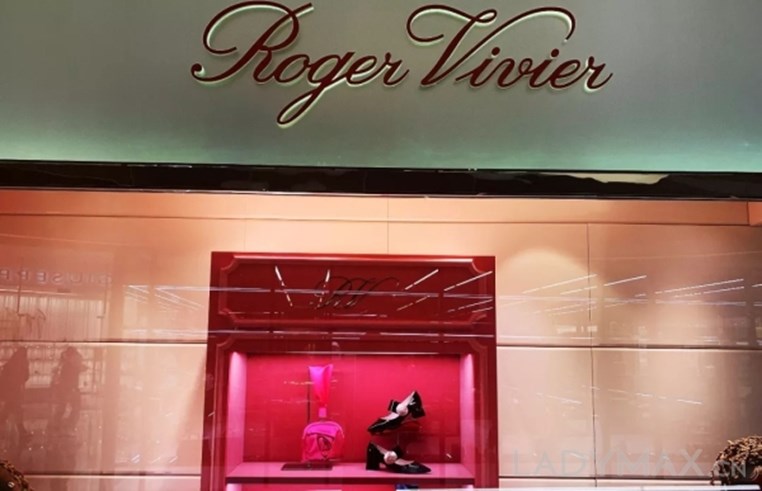 Roger Vivier满£600减£100，满£1200减£200