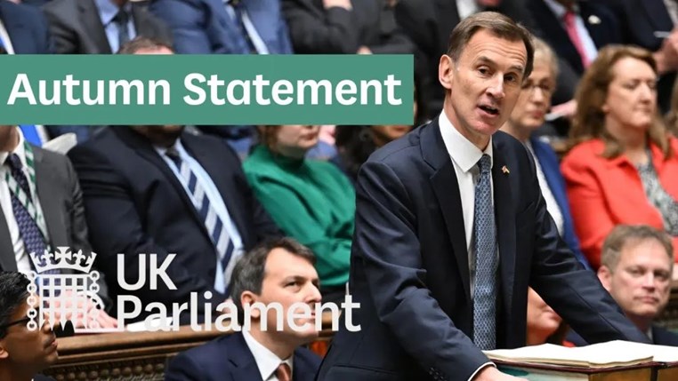 拐点！英国重磅好消息终于来了！查尔斯会见Blackpink，授予其荣誉勋章！