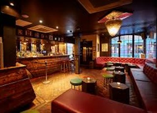 伦敦鸡尾酒酒吧——Callooh Callay